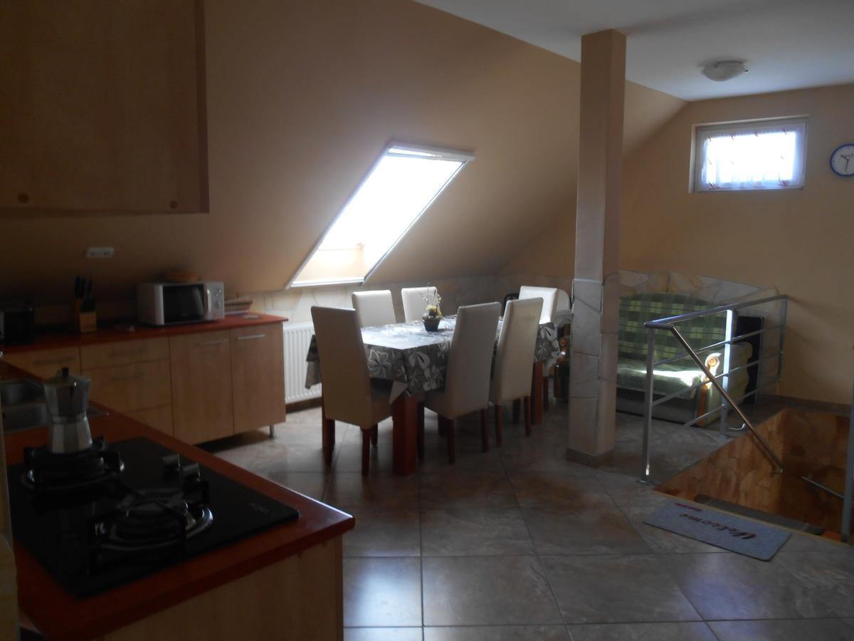 Erika Vendeghaz Otel Eğri Dış mekan fotoğraf