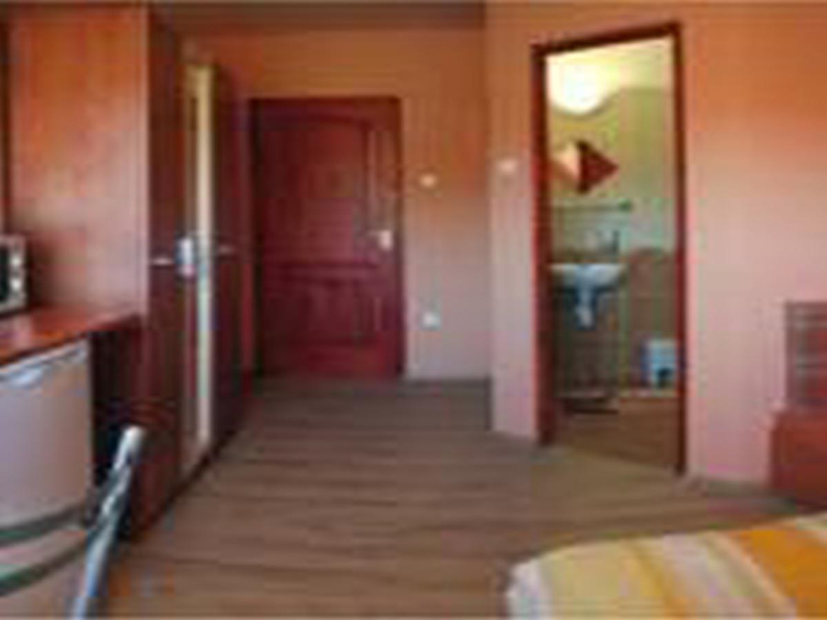 Erika Vendeghaz Otel Eğri Dış mekan fotoğraf